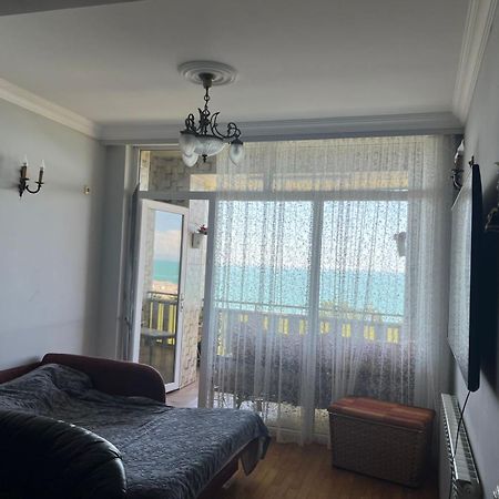 Apartment Rustaveli 57 Batumi Bagian luar foto