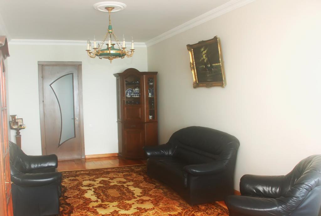 Apartment Rustaveli 57 Batumi Bagian luar foto